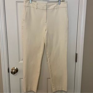 Ann Taylor factory off white pants, size 6, great condition